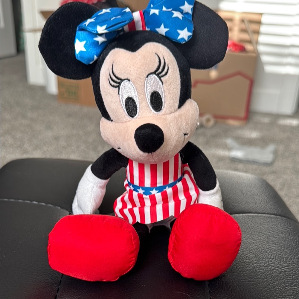 Disney Minnie Mouse Red and White Plush Toy